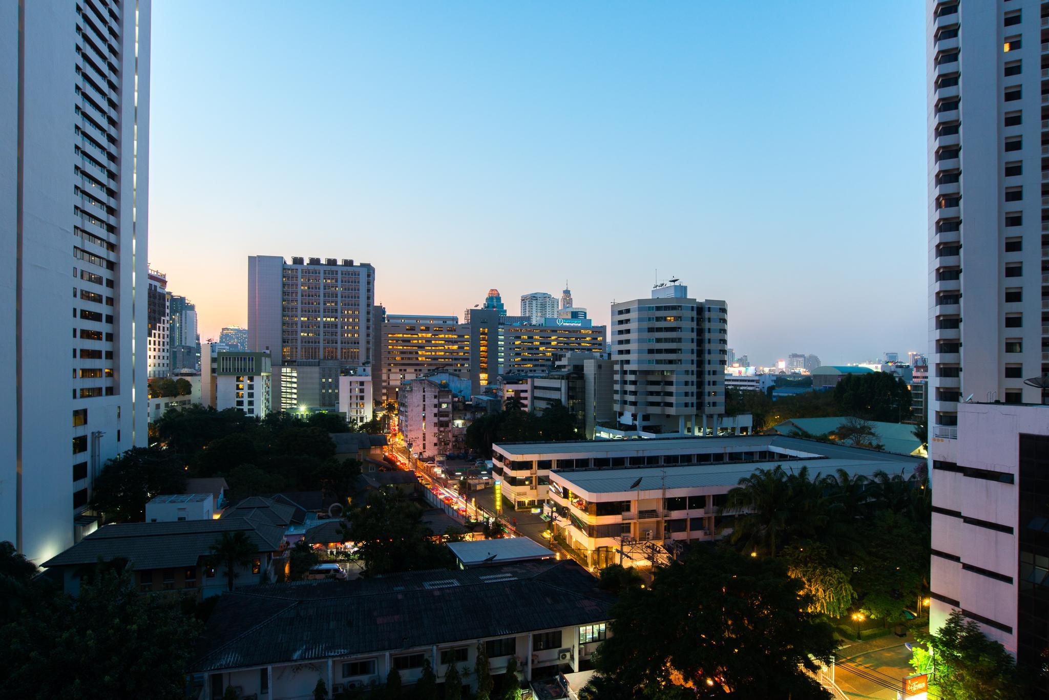 Hotel Citrus Sukhumvit 11 By Compass Hospitality Bangkok Exterior foto