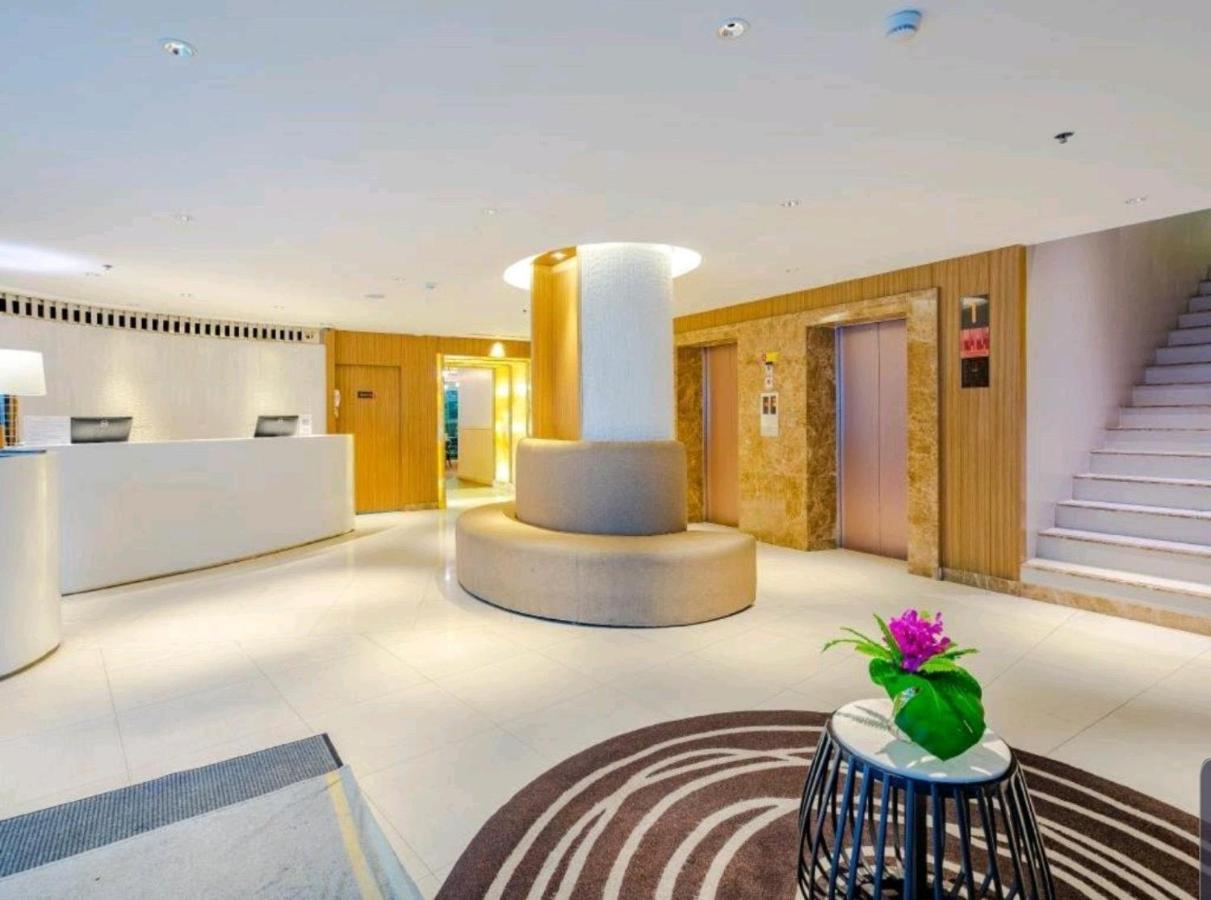Hotel Citrus Sukhumvit 11 By Compass Hospitality Bangkok Exterior foto