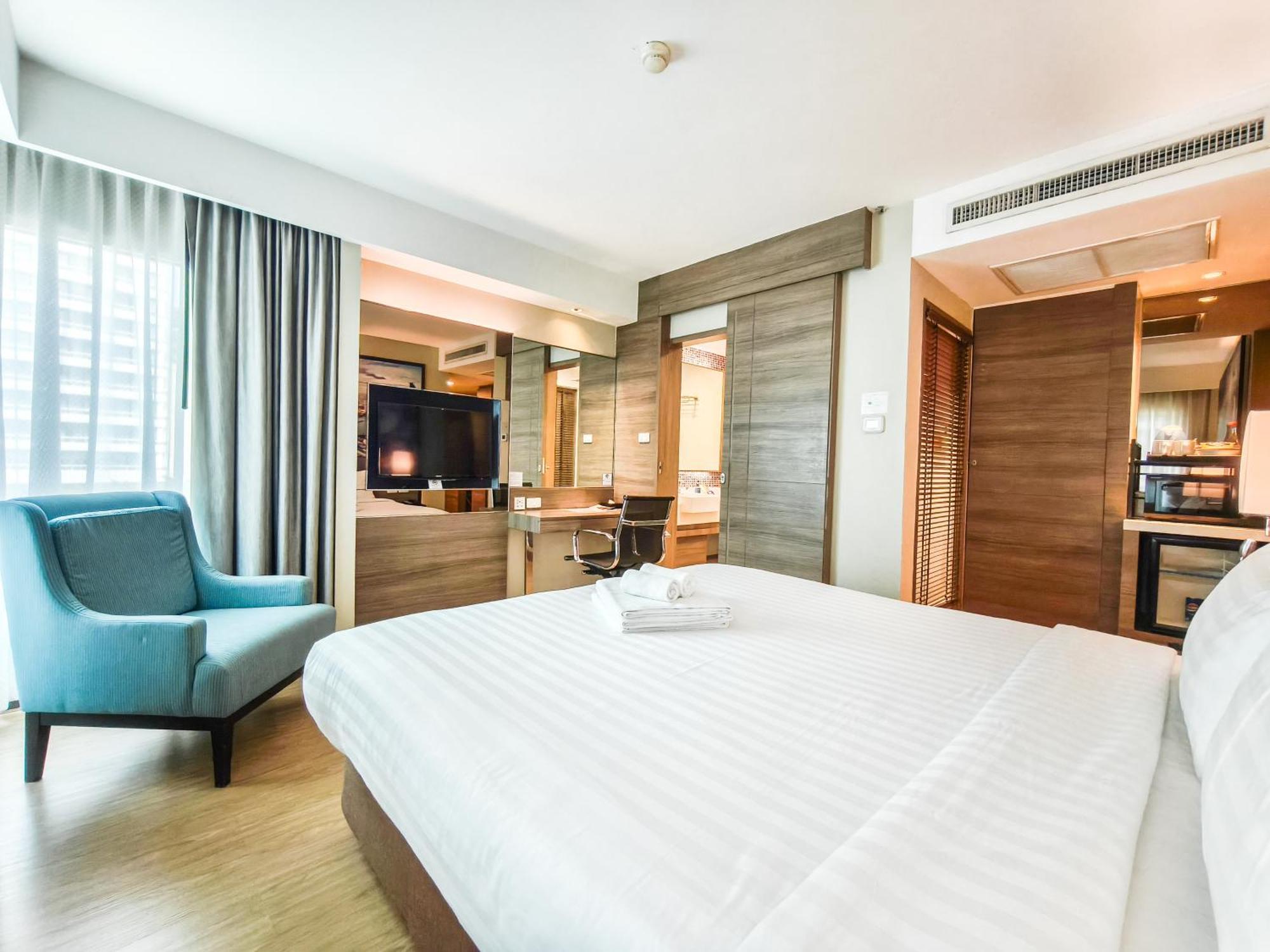Hotel Citrus Sukhumvit 11 By Compass Hospitality Bangkok Exterior foto