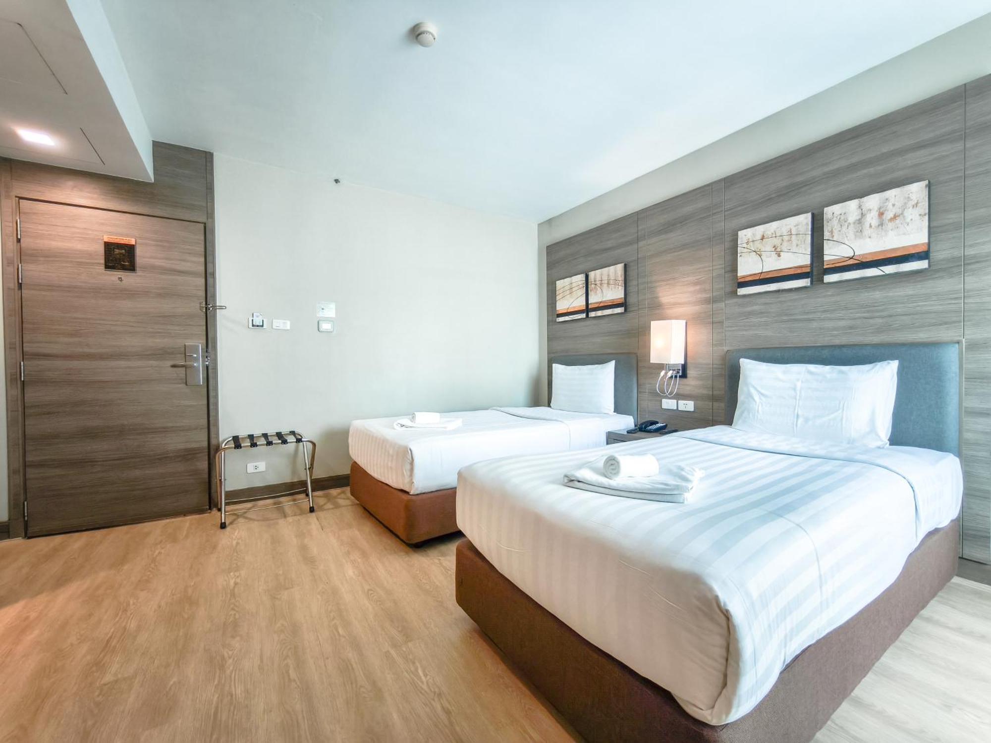 Hotel Citrus Sukhumvit 11 By Compass Hospitality Bangkok Exterior foto